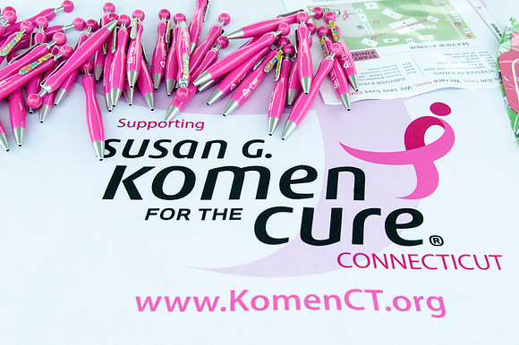 KomenWkNorwallk_May102014_0011